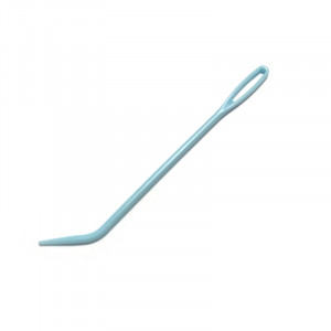 Игла пластиковая с изогнутым краем 7 см