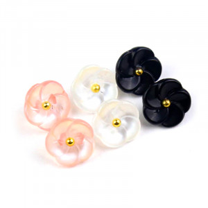 Пуговица пластиковая "Цветочек"