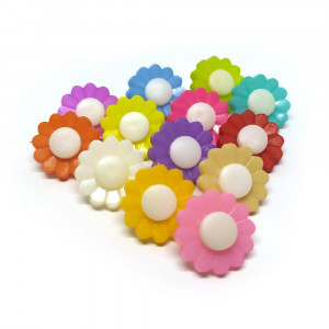 Пуговица пластиковая "Цветы"